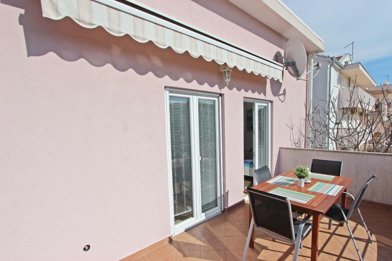 Apartments Josip Murter Buitenkant foto