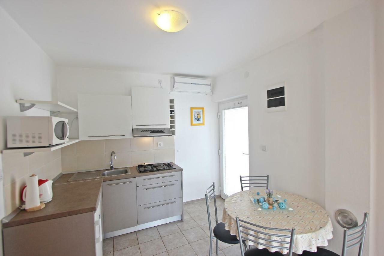 Apartments Josip Murter Buitenkant foto